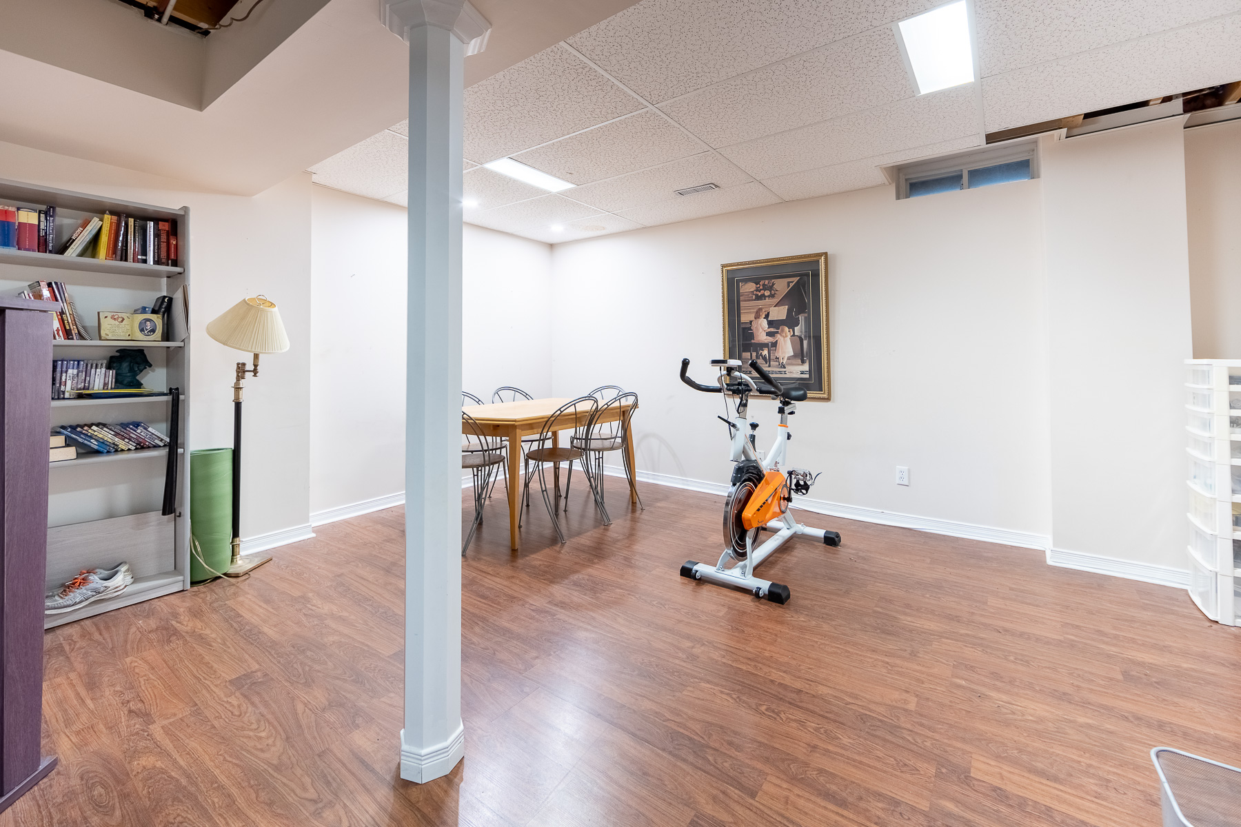 405 King St E interior photo