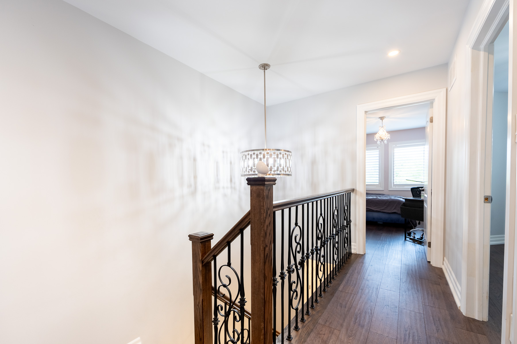 405 King St E interior photo
